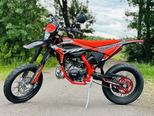 Beta RR 50 Track Motard/Supermoto Neufahrzeug Farbe Schwarz